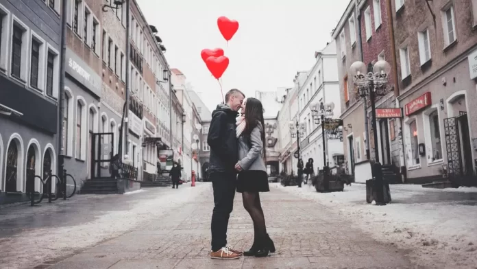 Cracking the Code - Flirting and Romance in Germany Cracking the Code - Flirting and Romance in Germany
