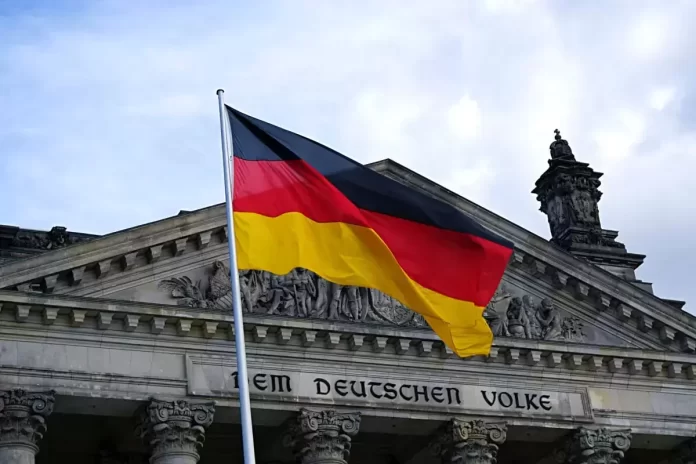 German Job Market Outlook Q4 2025 - Unlocking Opportunities for Skilled Workers German Job Market Outlook Q4 2025 - Unlocking Opportunities for Skilled Workers